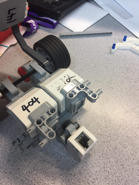 File:Right angled motor connectors.png